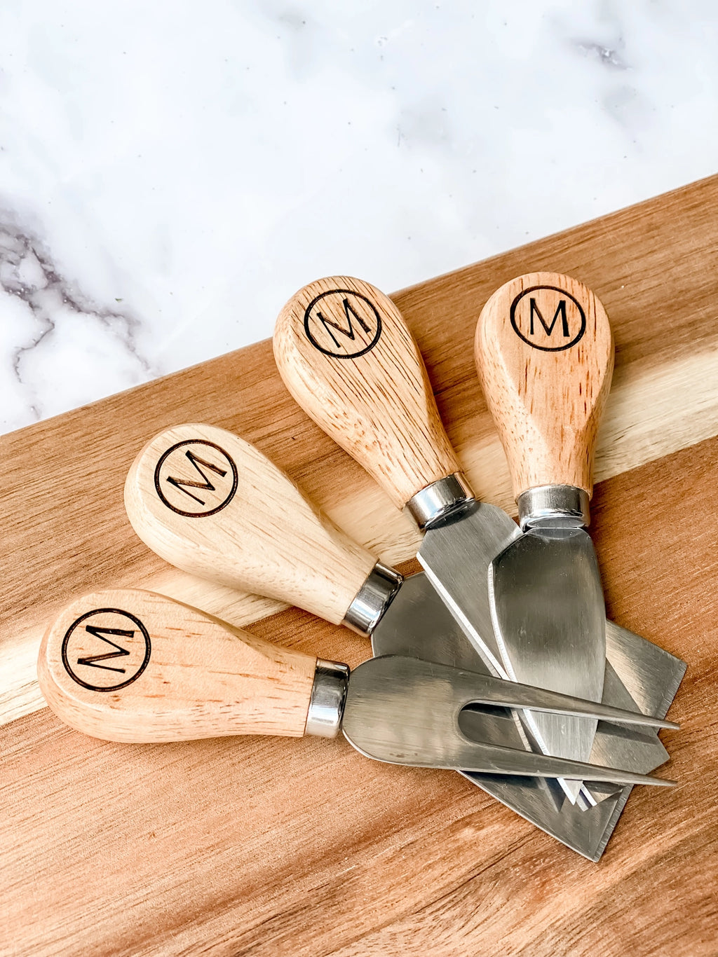 Personalized Acacia Board Charcuterie Gift Set